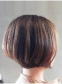 上品な大人ショートボブ
