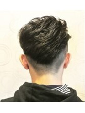 アクアマリン8810 ハチハチイチゼロ(AQUA MARINE 8810) 束感ショート/アップバング/波巻き/ツーブロックマッシュ