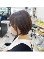 セダクション 道後樋又店(Seduction) 松山市/20代/30代/40代/横からのシルエットが綺麗なボブ