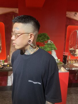 メリケンバーバーショップ トーキョー(MERICAN BARBERSHOP TYO) MEN'SHAIR束感ショート波巻きマッシュパーマハイライト86