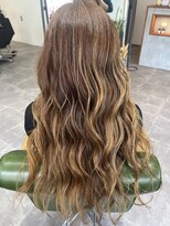 フェット(Fete)&nbsp;【複雑履歴も活かします】リメイクハイライトカラー