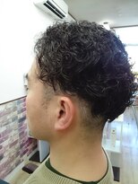 ナナセブン(NaNa)&nbsp;ツーブロック、メンズパーマ