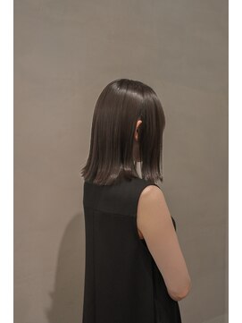 ネイヴィル 銀座(navile) シアンベージュ×髪質改善ストレート