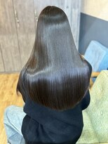 スカイ(SKY)&nbsp;透明感カラー/髪質改善/縮毛矯正/韓国風レイヤーカット