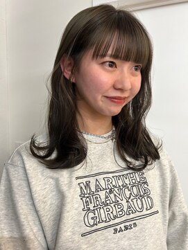 パークヘア 天神大名(parc hair) オリーブグレージュ フルバング 小顔カット 外ハネミディ