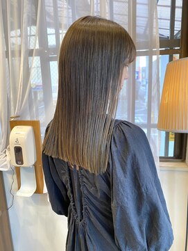 ルアナ ヘアメイク(Luana hair make) オリーブベージュ×ロング