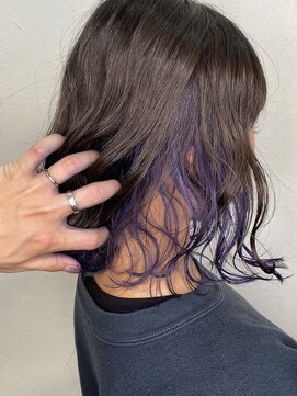 ベレッタ ネヤガワ(veretta. neyagawa) パープル/紫色/インナーカラー/デザインカラー/切りっぱなしボブ