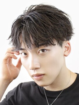 アイトーキョー 福岡(AI TOKYO) ツイストフェザーショート