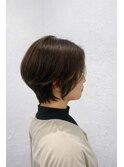 大人くびれ丸みショート