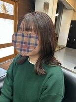 クロップ(CROP)&nbsp;ミディアムヘアでコテアレンジ♪
