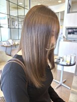 レイフィールド 岐阜茜部店&nbsp;艶さらストレートレイヤー × グレージュブラウン