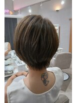 リュウ(Ryu)&nbsp;サラサラまとまった赤みのないグレージュのハンサムショート☆