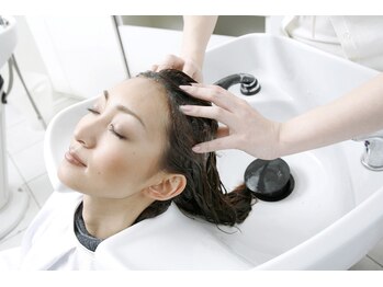 Zu-cA HAIR 相模大野【ズーカヘア】