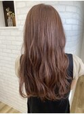 ピンクベージュ