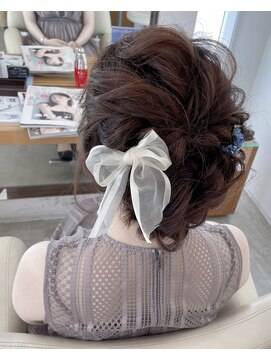 カッツ 笠岡店(CUT S) ゆるふわパーティーアレンジ