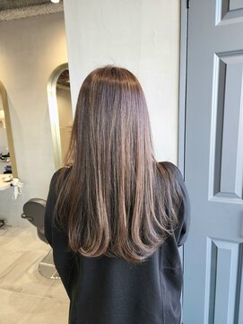 ジェコ(gecko) [gecko. Miwako]　動きのあるナチュラルフェミニンロング！