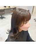 やわらかいベージュカラー