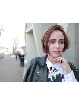 大人女性の髪質改善専門店が登場！スタッフも同じお悩みを持つ世代の美容師で共感できること間違いなし♪