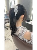 夏のポニーテールスタイル
