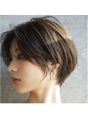 大人ショート 丸みショート ひし形ショート アッシュベージュ