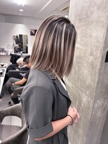 キング 高槻(K!ng)&nbsp;縮毛矯正髪質改善ハイライトレイヤーカット高槻美容室エクステ