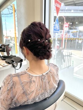 フレア(FLAiR) ３６０度どこからみても可愛いシニヨン♪