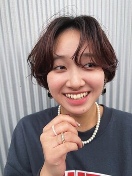 リシェア(re.share) ショートボブ/チェリーレッド/丸みショート