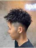 MEN’S HAIR/ブルーブラック/フェザーパーマ/ハイライト