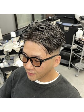 スタッグス バイ ダムディートーキョー 錦糸町(STUG'S By DAMDEE TOKYO) サーフカール/波巻きツイストスパイラル[錦糸町/理容室]