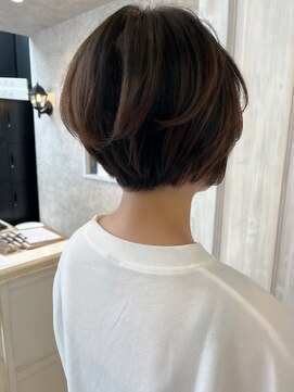 福山人気20代30代40代ショコラブラウン刈り上げスッキリショート