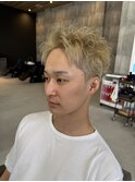 ブロンドスパイキーショート