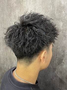ナトゥーラ 一宮(Natura) アップバングツイスト