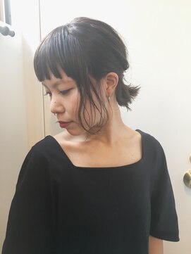 コンパス(COMPASS) ナチュラルアッシュボブアレンジ