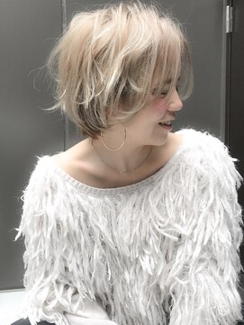 ジアン バイ ミルボン NU茶屋町+(GIEN by milbon) レイヤーボブ×メルトベージュ