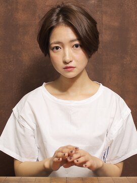 シアンデルカ(CYANDELUCCA) 大人可愛いセンターパートショート