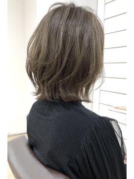 オウル(Owll) ☆Owll☆ボブルフホワイトグレージュ☆