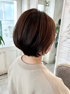 マカナ(makana) 小顔ショートボブ