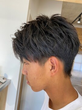 クオル 立川(QOL) ツイストパーマ無造作パーマメンズマッシュ刈り上げツーブロック