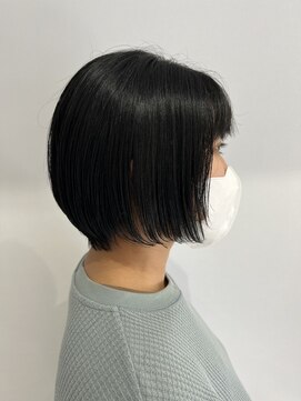 ブロッサム 若葉店(Blossom) 黒髪ショートボブ