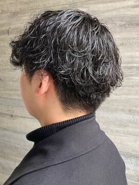 シルフィ(sylph) メンズパーマ   ビジネスカット 　30代髪型　20代髪型　２