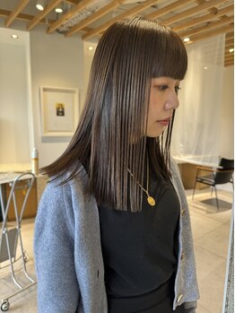 スリー ナカノシマ(three. Nakanoshima)の写真/髪をもっと美しく♪うねりや広がりでお悩みの髪も、思わず触れたくなるようなサラサラなストレートヘアに＊