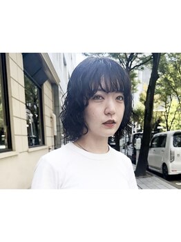 【当日割◎/口コミ◎/21時まで営業】更新系ショート&ボブ・最旬ムード・40代からの白髪ぼかしハイライト