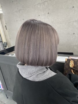 ラヴィリス バイ レム(Raviliss by rem) パープルシルバー ボブ 髪質改善トリートメント 奈良 桜井