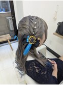 ツイスト編み込みツインテール