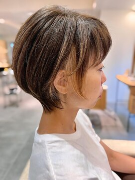 フリップビーアヴェダ(FLIP B AVEDA) 本八幡×インナーカラー×ショートボブ