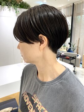 ステアケース 武蔵小杉店(stair:case) 大人ショート/ショートボブ/白髪ぼかしハイライト/武蔵小杉