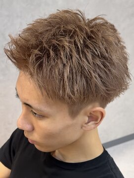 エデアンルクラ 下通(EDEAN Leclat) 熊本 スパイキーショート パーマ 短髪 アップバング MEN'S HAIR