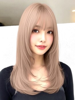 ジルバイジゼル(JILL by GiseL)の写真/ロングヘアでも切れ毛の少ないベージュカラー◎均一に仕上がるブリーチ技術で艶とまとまりのロングヘア♪