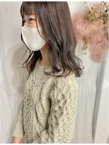 ツイギー 伊賀上ビル店(TWiGGY)&nbsp;透明感たっぷりくすみベージュ。ラフミディアム。