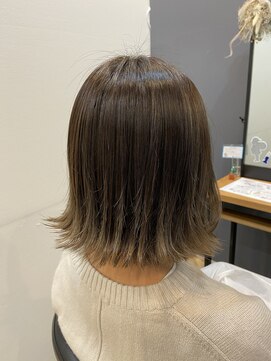 アルター(aL ter) ハイライトグレージュ